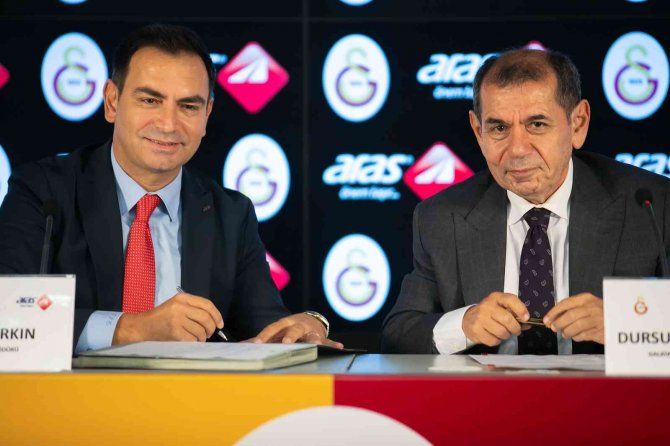 Dursun Özbek: “Aras Kargo Dünyanın Tanıdığı Bir Kurum”