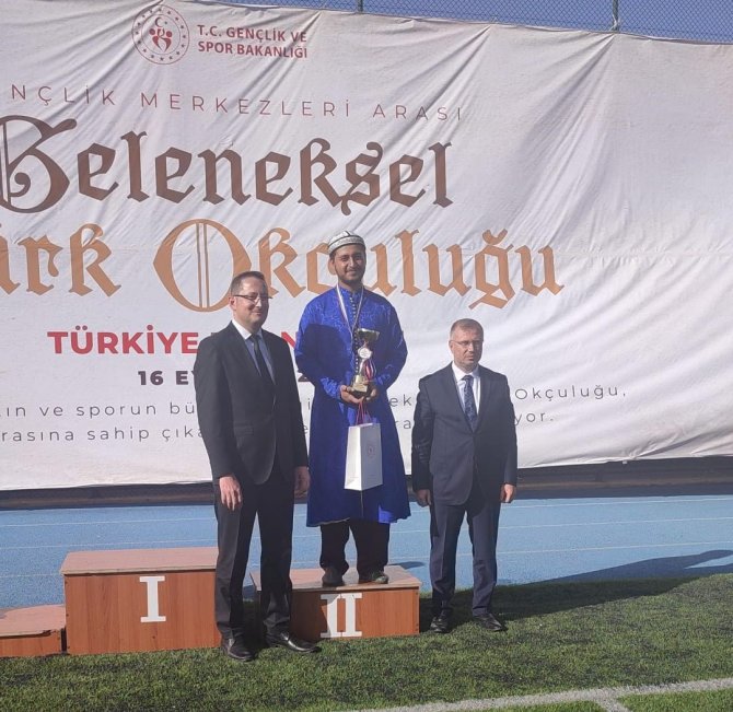 Geleneksel Türk Okçuluğu Turnuvası’nda Anadolu Üniversitesi Başarısı