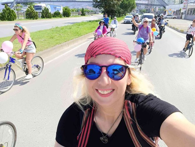 Kadınlar “Otomobilsiz Bir Kent” İçin Pedal Çevirdi