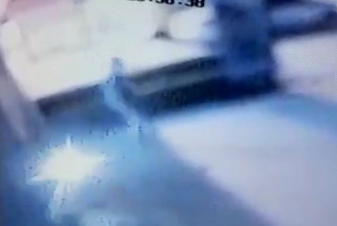 Eski Kocasının İş Yerini Yaktı, Sonra Oturup İzledi