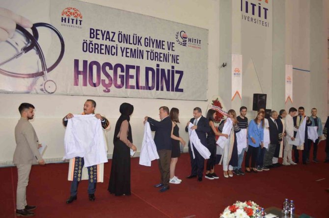 Hitit Üniversitesi’nde Beyaz Önlük Giyme Töreni