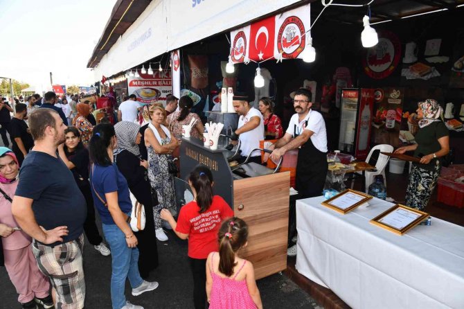 İ̇stanbul, Balıkesir Tanıtım Günleri’ne Akın Etti