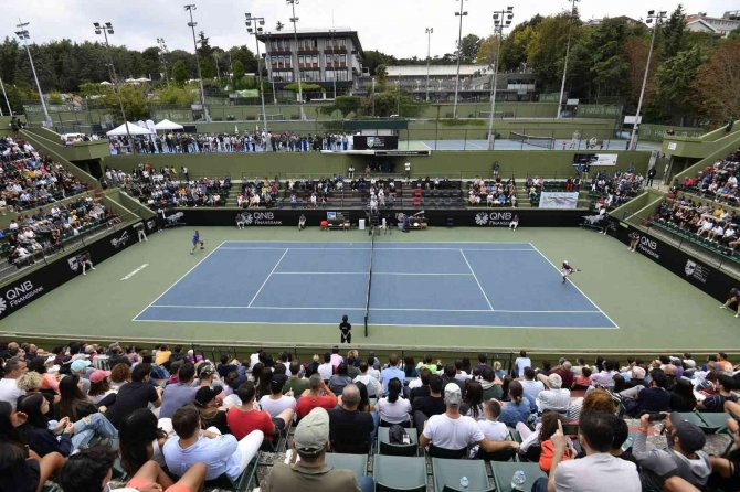 İ̇stanbul Challenger Tenis Turnuvası Şampiyonu Radu Albot Oldu