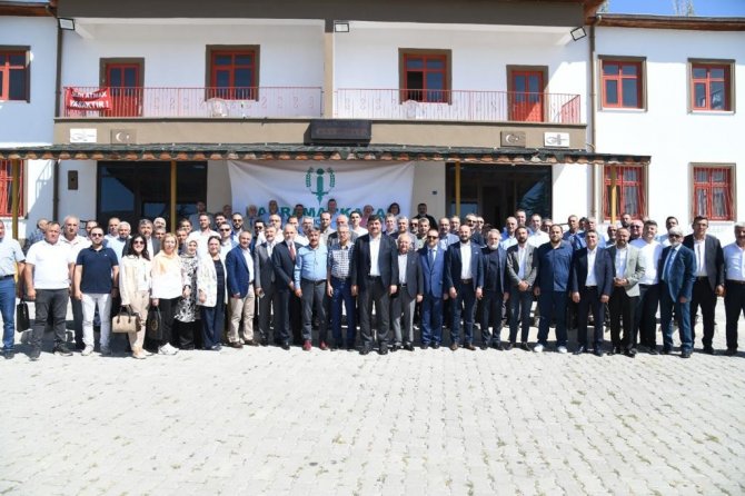 Başkan Oğuz, Kahramankazanlı Yönetici Ve Bürokratlarla Bir Araya Geldi