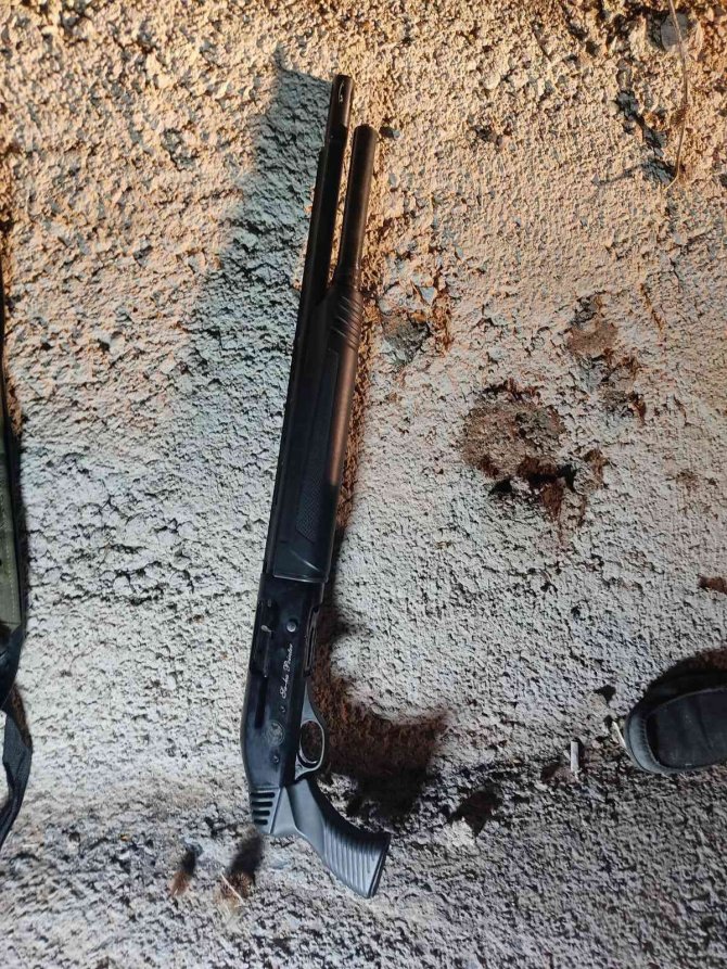 Katil Zanlısı Saklandığı Baba Evinde Yakalandı