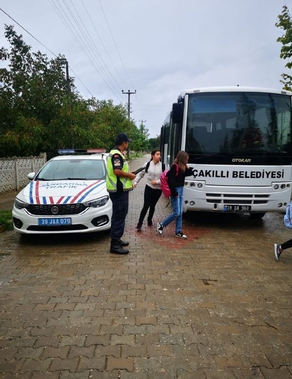 Kırklareli’nde Okul Servis Araçlarına Denetimler Arttı