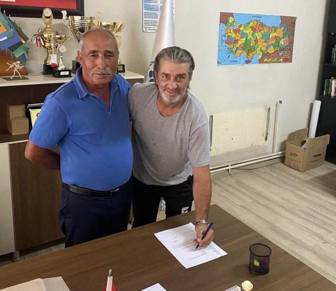 Salihli Emirspor, Sapmaz’a Emanet