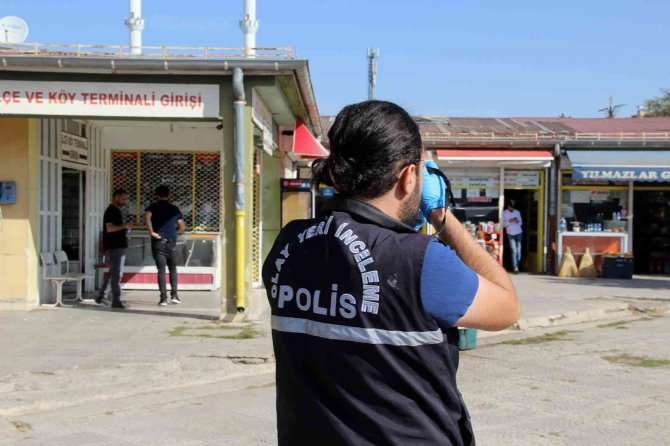 Çocuk Yaşta Hırsızlar Altı İş Yerine Girdi, İş Yeri Sahipleri Şikayetçi Olmadı