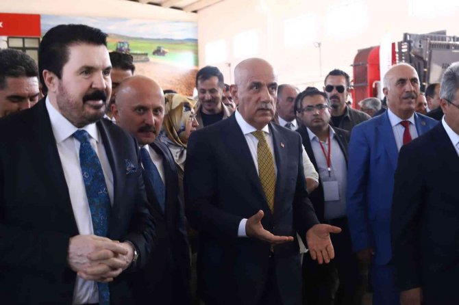 Bakan Kirişci: “Cumhurbaşkanımızın Sahip Olduğu Büyük Vizyon Sayesinde Tahıl Koridoru Dünyaya Derin Bir Oh Çektirdi”