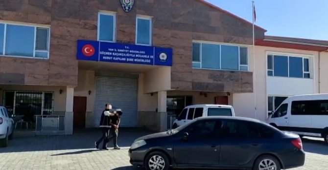 Van’da 3 Göçmen Organizatörü Tutuklandı