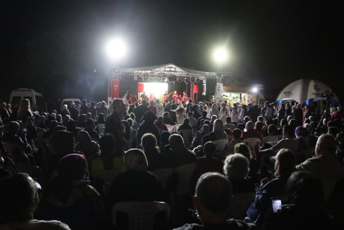 Yalova’da Hemşehri Dernekleri Buluşması’na Binlerce Kişi Katıldı