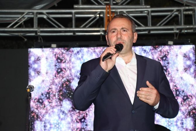 Yalova’da Hemşehri Dernekleri Buluşması’na Binlerce Kişi Katıldı