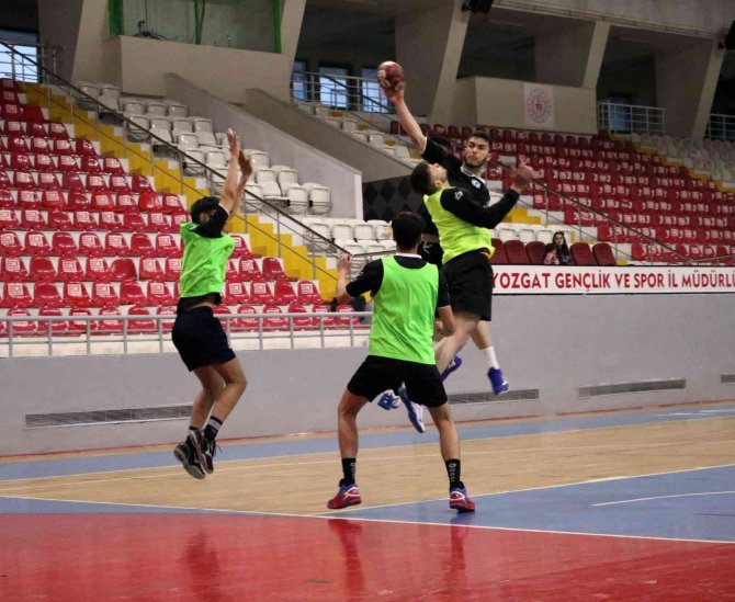 Yozgat Belediyesi Bozok Hentbolspor Antrenmanlara Başladı