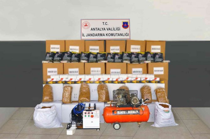 Manavgat’ta Piyasa Değeri 650 Bin Tl Kaçak Tütün Ve Makaron Operasyonu