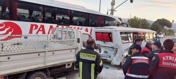 Aydın’da Zincirleme Trafik Kazası 1 Ölü 6 Yaralı
