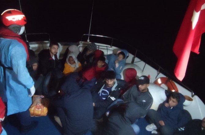 Aydın’da Üç Farklı Operasyonda 50 Düzensiz Göçmen Kurtarıldı