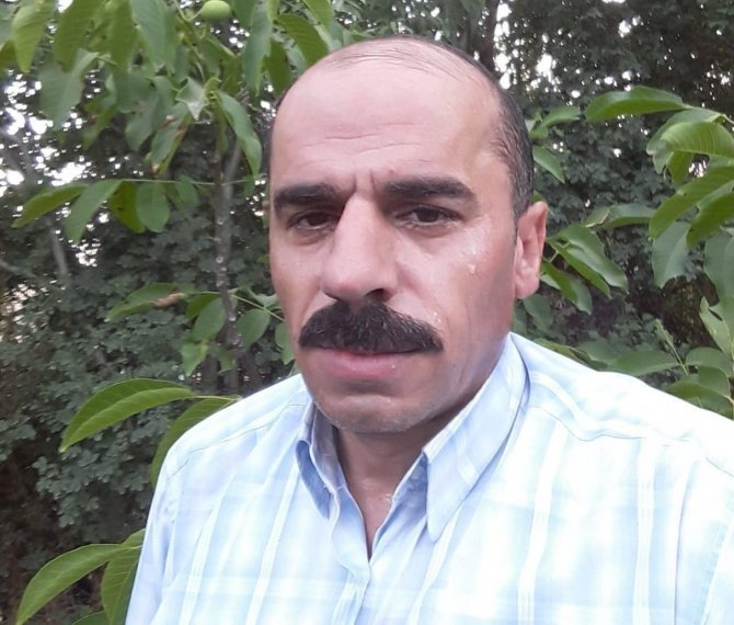 Tatvan’da Feci Kaza: Önce Araç Çarptı Ardından Tırın Altında Kaldı