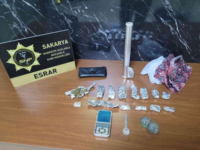 Polis Uyuşturucu Tacirlerine Göz Açtırmadı: 1 Haftada 100 Kişi Yakalandı
