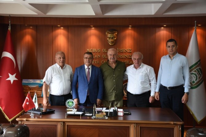 Esnafın Gözü Çataltepe’de