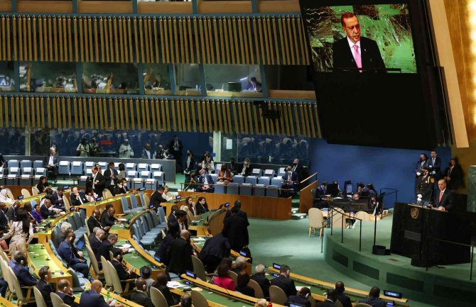 Cumhurbaşkanı Recep Tayyip Erdoğan, “Irkçı, Ayrımcı, Yabancı Ve İ̇slam Düşmanı Tutumlarda Son Yıllarda Yaşanan Artışlardan Derin Endişe Duyuyoruz” Dedi.