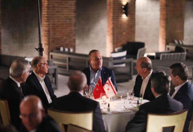 Dışişleri Bakanı Çavuşoğlu, Kktc Cumhurbaşkanı Tatar’la Görüştü