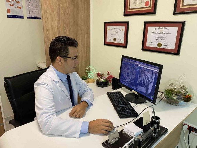 Gençlerde Rektum Kanserine Dikkat: “Daha İleri Tümörlerle Gelebiliyorlar”