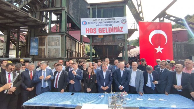 Bakan Fatih Dönmez’den Batı’ya "Kömür" Eleştirisi