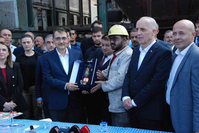 Bakan Dönmez’den Banka Promosyonlarının Güncellenmesi Talimatı