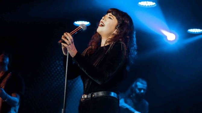 Cuma İ̇ş Çıkışı Konserleri Özge Fışkın İle Başlıyor