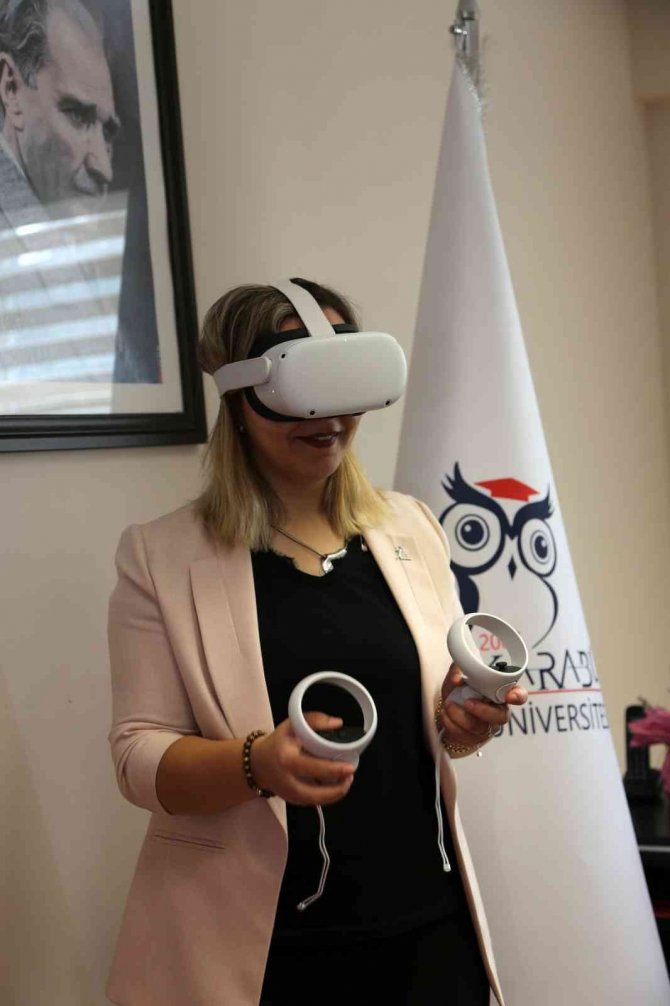 Kbü’den Türkiye’de İlk: “Artırılmış Gerçeklik İ̇le Geriatrik Bireylerde İ̇lk Yardım Eğitimi”