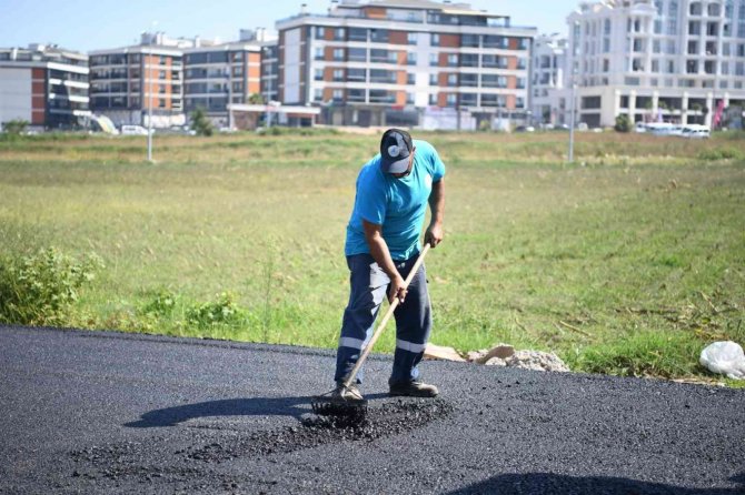 Egemenlik Caddesi’ne 800 Ton Asfalt