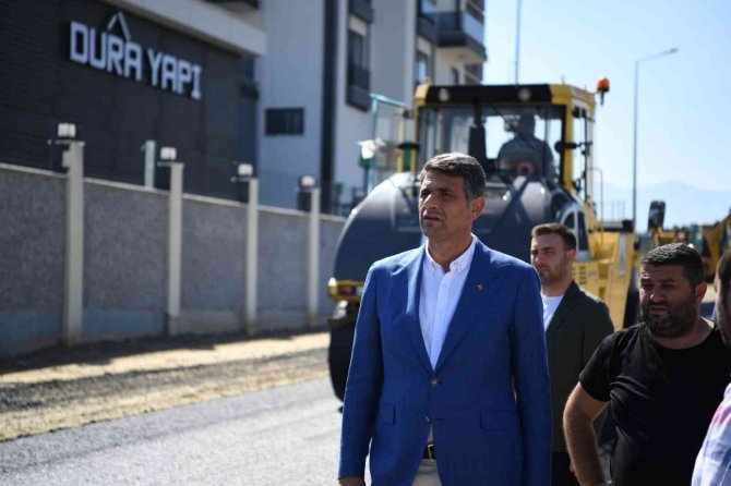 Egemenlik Caddesi’ne 800 Ton Asfalt