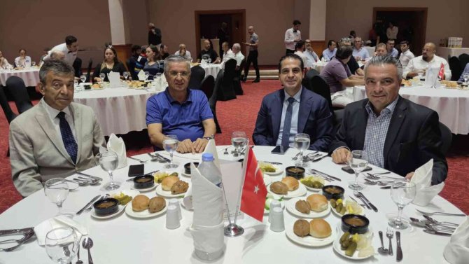 Kemer’de Turizm Ve Geleceği Konuşuldu