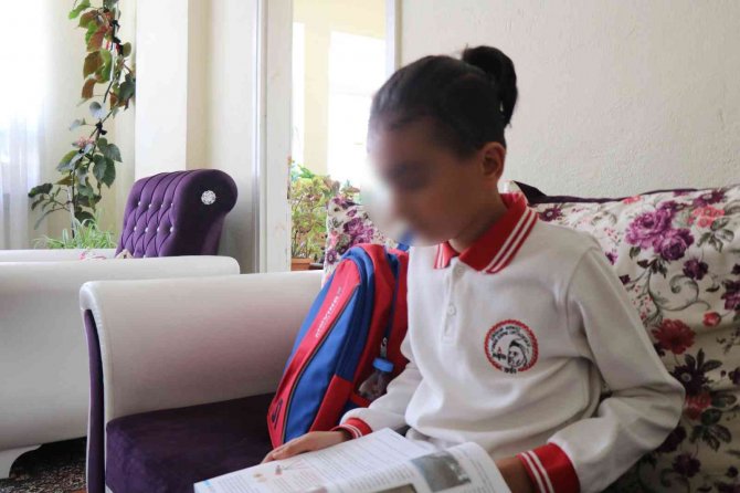 Öğretmen Şiddetine Maruz Kaldı, Çok Sevdiği Okuluna Gitmek İstemiyor