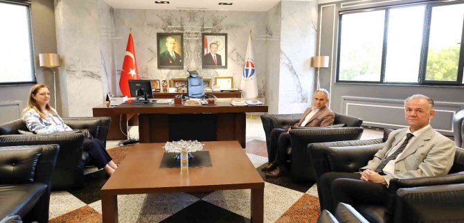 Kktc Başkonsolosu Demirel’den Rektör Özaydın’a Ziyaret