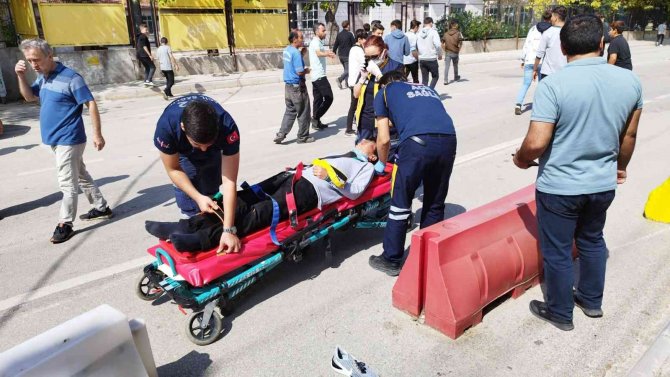 Bursa’da Lise Öğrencileri Ölümden Döndü
