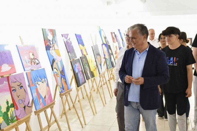 Aksulu Öğrenciler Muratpaşa’da Sergi Açtı