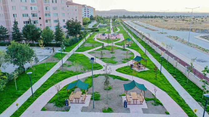 Toki̇ Konutlarında Yeni Park