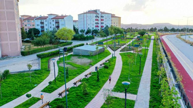 Toki̇ Konutlarında Yeni Park