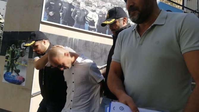 İ̇stanbul’da Cinayetle Biten Bıçaklı Kavga Kamerada: 8 Yerinden Bıçaklanarak Öldürüldü