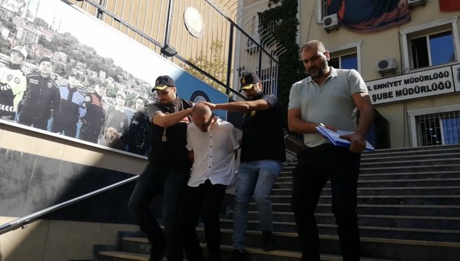 İ̇stanbul’da Cinayetle Biten Bıçaklı Kavga Kamerada: 8 Yerinden Bıçaklanarak Öldürüldü