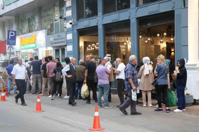 Ucuz Yağ Ve Şeker Kuyruğu