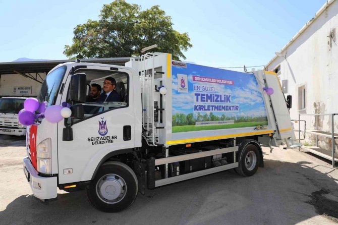 Şehzadeler Belediyesi Temizlik Hizmetleri Filosunu Güçlendirdi