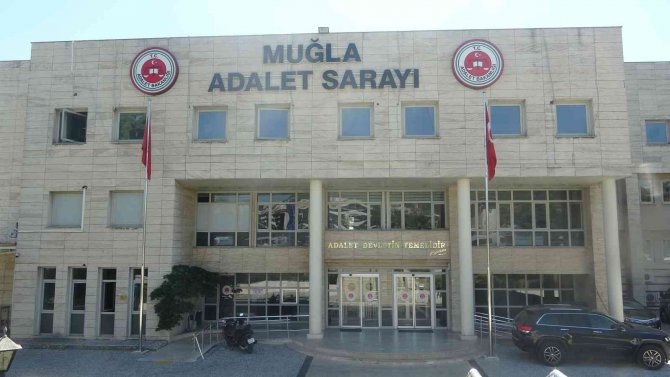 Fetö Şüphelisi Doktor İlk Kez Hakim Karşısına Çıktı