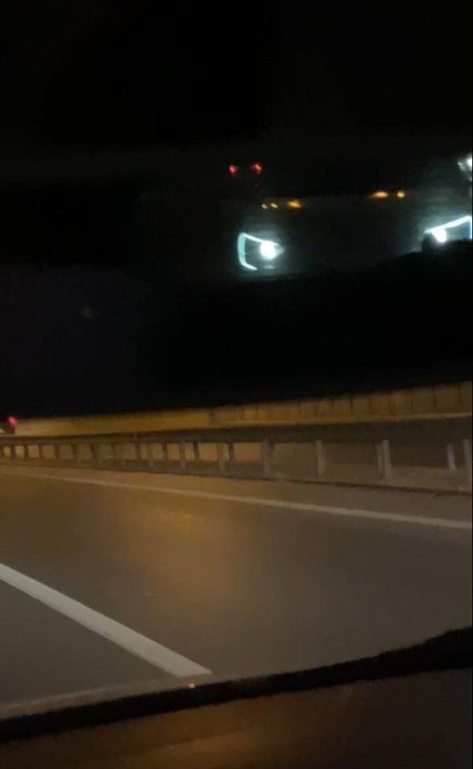Ümraniye’de Kadın Sürücüyü Sıkıştıran Maganda Kamerada