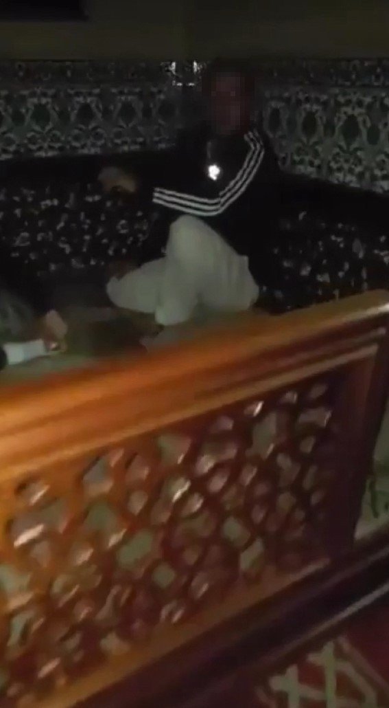 Beykoz’da Cami Hoparlöründen Seslenen Gençleri Mahalleli Yakaladı