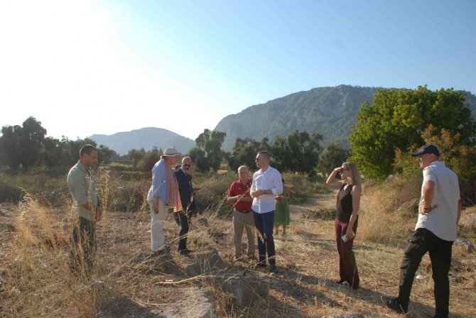 Keramos Arkeolojik Yüzey Araştırmaları Projesi’ne Yk Enerji Desteği