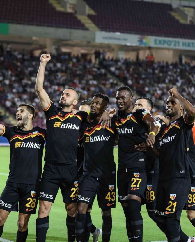 Kayserispor En Başarılı Çıkışı Yaptı