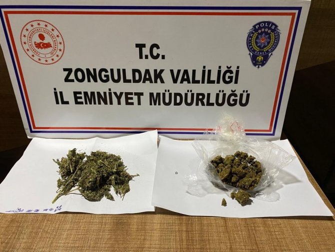 Uyuşturucu Operasyonlarında 8 Kişi Gözaltına Alındı