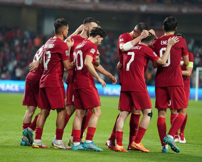 A Milli Futbol Takımı İle Lüksemburg 9. Randevuda